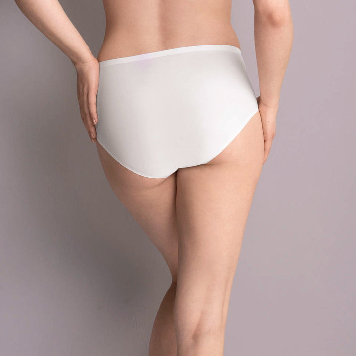 Soft Stretch Waist Briefs 36-52 - Color Black