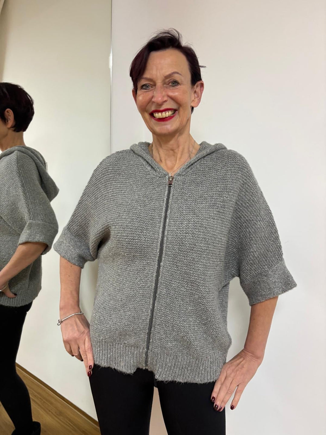 Einzelstück 42 Graue Strickjacke - Vera Meyer