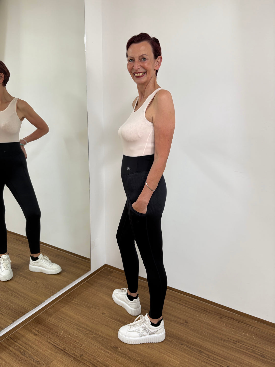 Wunderhose Yoga Bund mit Taschen Schwarz - Vera Meyer
