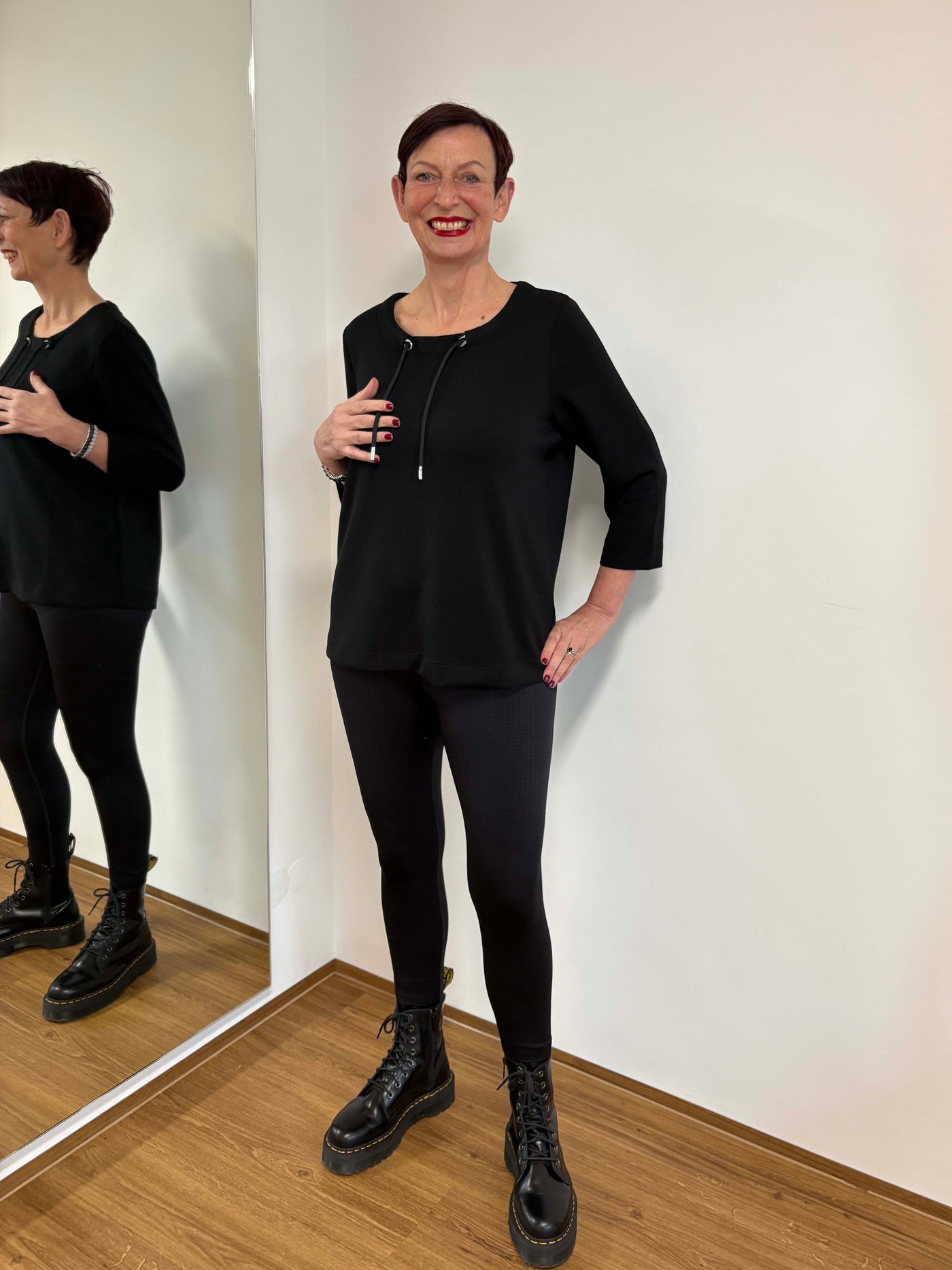 Stehkragen Sweatshirt in Schwarz - Vera Meyer