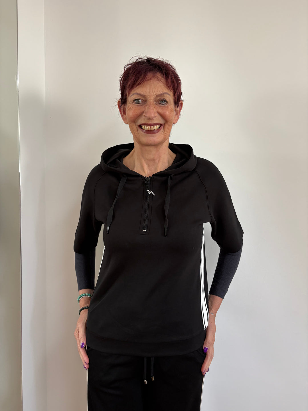 Kurzarm Sweatshirt mit Kapuze