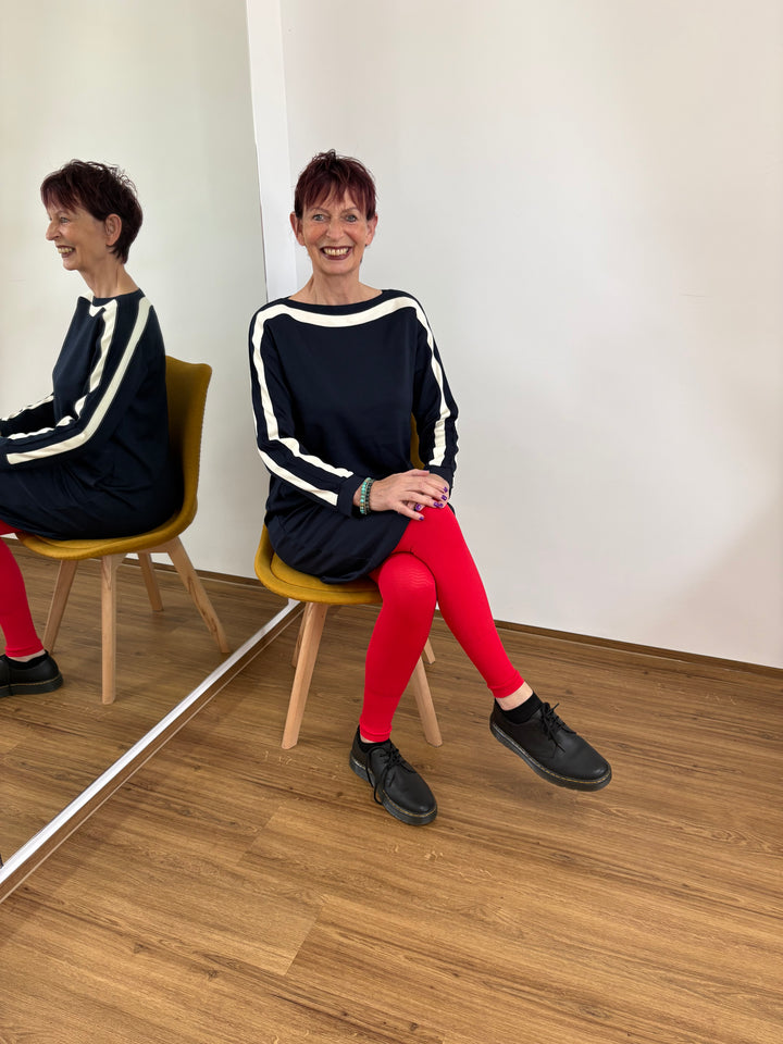 Kleid mit Streifen Look
