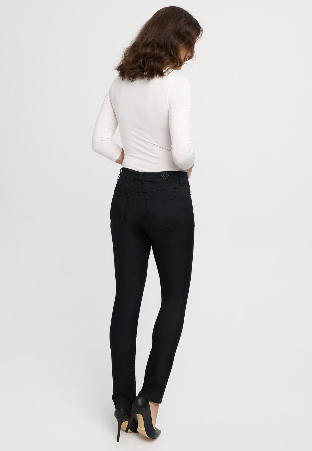 Wunderjeans Regulär Schwarz Grades Bein