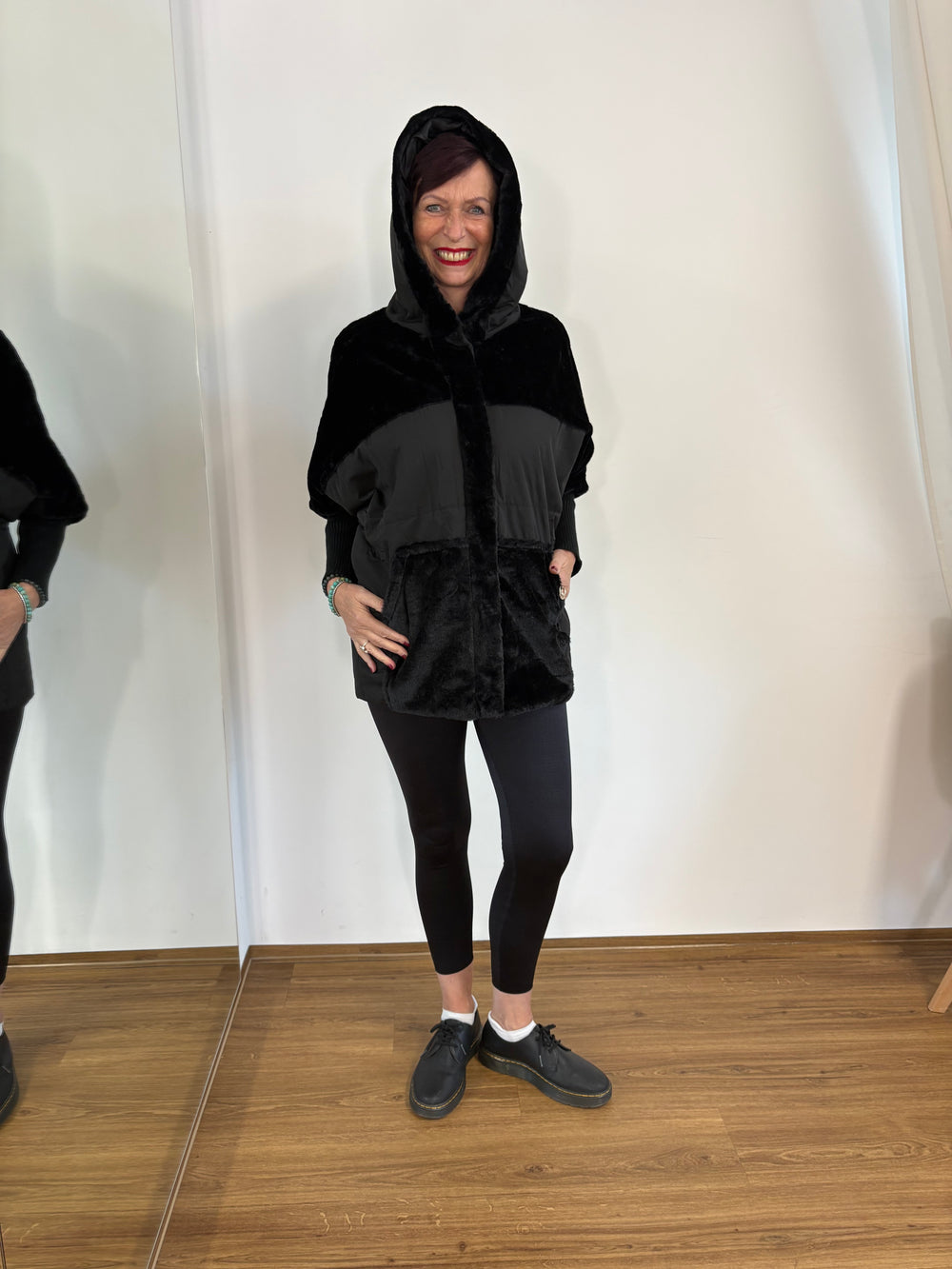 Coole Herbst/Winterjacke mit Kapuze - Vera Meyer