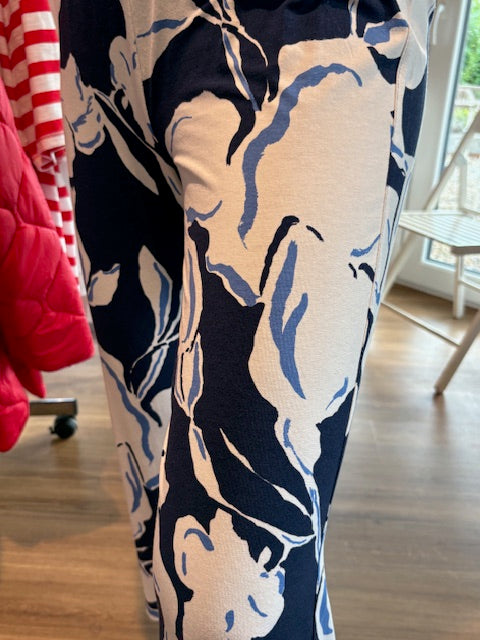 Coulotte Blau mit Blumenmuster