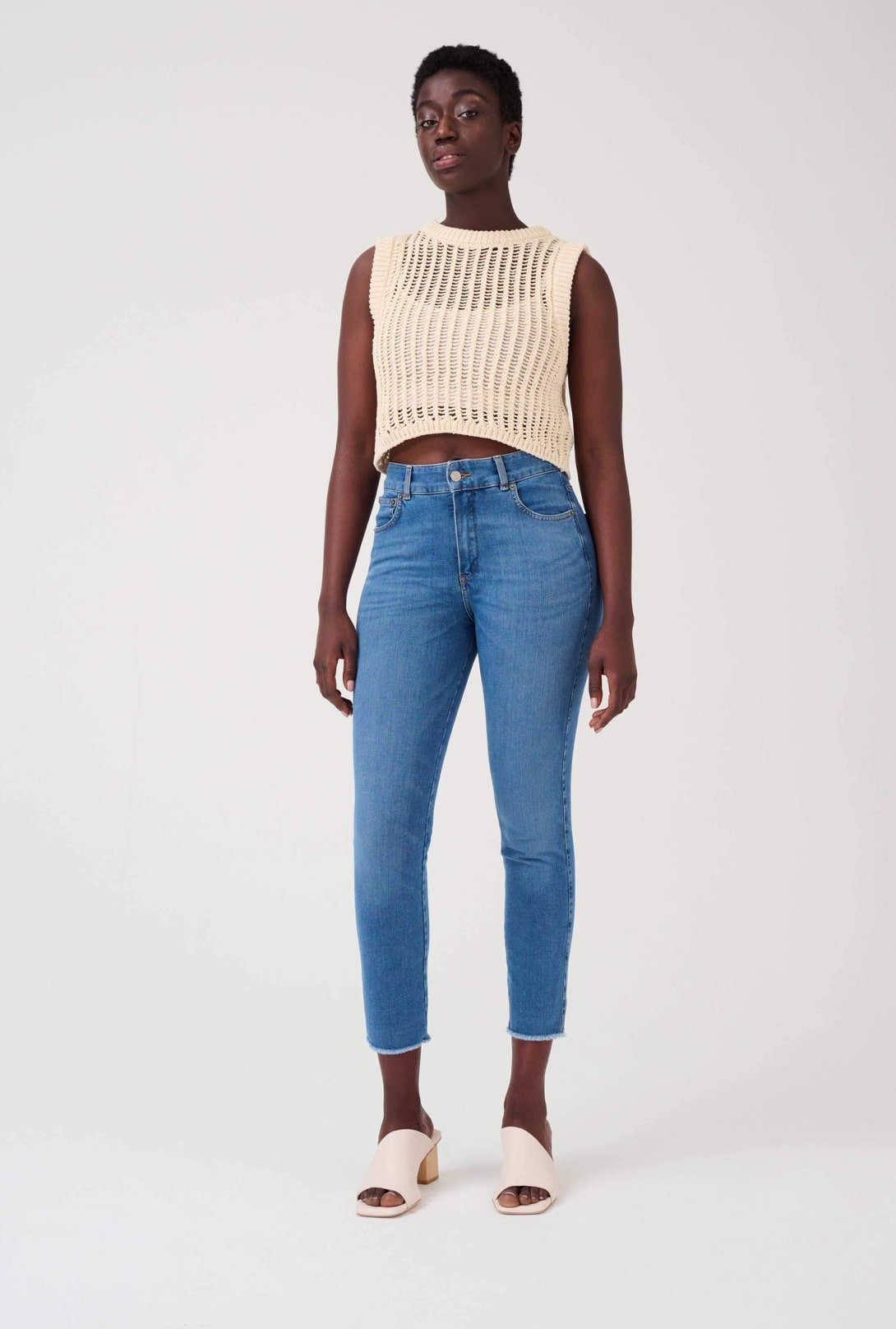 Hellblaue Cropped High Rise Shape Jeans - Vera Meyer