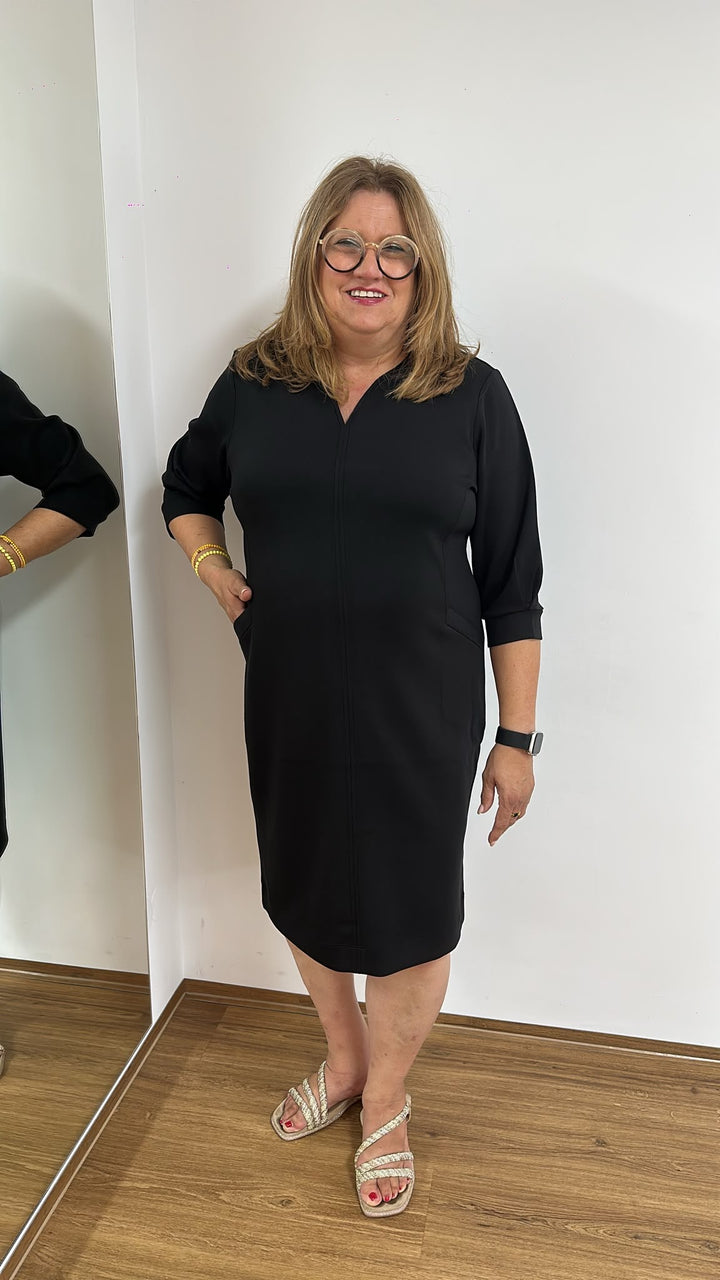 Schwarzes Kleid mit Taschen - Vera Meyer